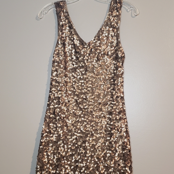 Amber Blue Gold Sequin Cocktail Dress (Size: Large) - Picture 8 of 10